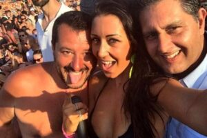 L’idea delle Sardine: “Salvini prende Bibbiano? Noi chiudiamo al Papeete”