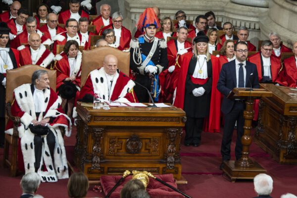 Prescrizione, la Cassazione boccia Bonafede: “25mila processi in più, andremo in crisi”