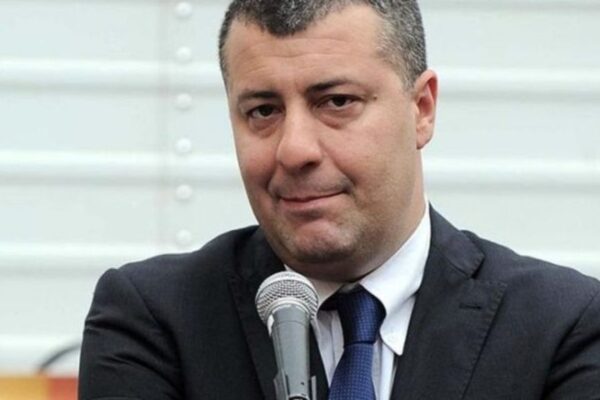 Venezia, l’ex deputato Scotto aggredito a Capodanno al grido di “Duce Duce”