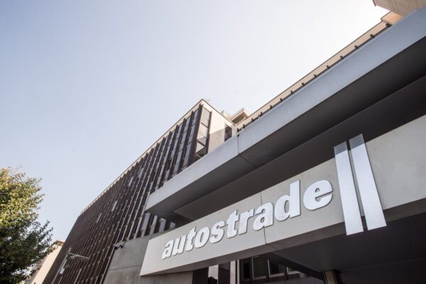 Consorzio Cdp annuncia accordo con Atlantia per Aspi: acquisizione dell’88,06% di Autostrade