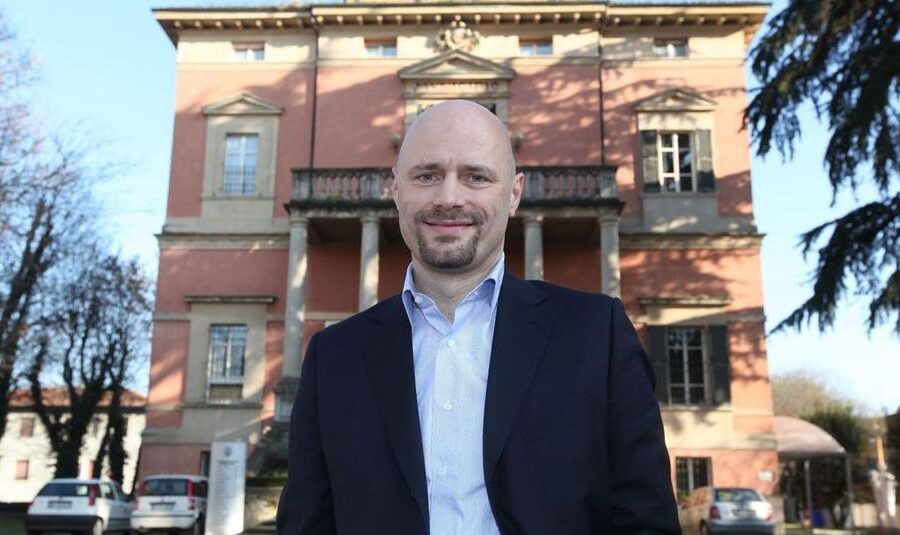 Caso Bibbiano, la Cassazione: “Nessun elemento per obbligo di dimora al sindaco”