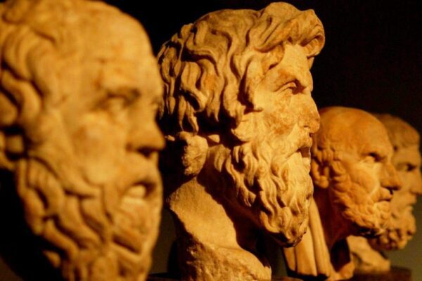 “Naufraghi… in cerca di una stella”, il libro di Beccarini e Aversa sui laboratori di Rebibbia