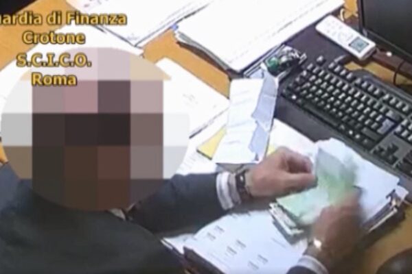 Corruzione, arrestato magistrato della Corte d’appello di Catanzaro