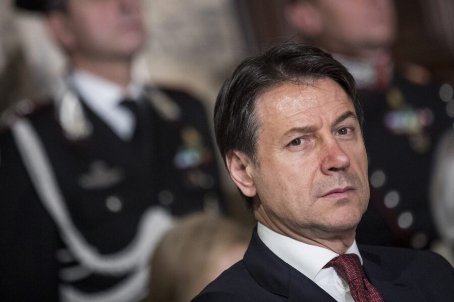 Conte, l’intervista a tutto campo: “Voto in Emilia Romagna non decisivo, riformeremo l’Irpef. Da Autostrade gravi inadempienze”