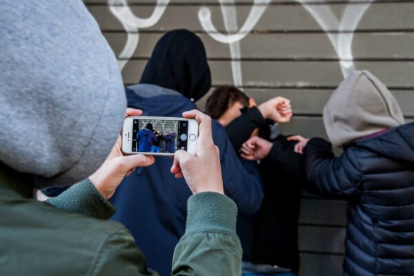 Bullismo, i più poveri rischiano di essere allontanati dalle famiglie