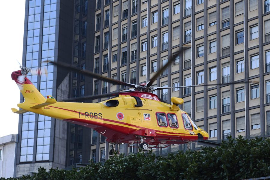 Gran Sasso, soccorsi due escursionisti: grave uno dei due precipitato dalla parete mentre scalava