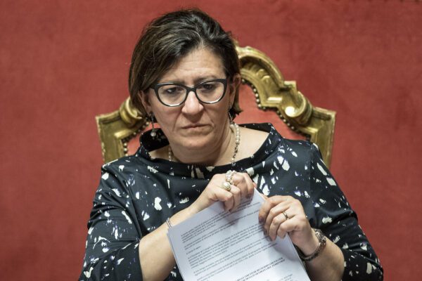 La procura militare archivia l’indagine sulla casa dell’ex ministro Trenta