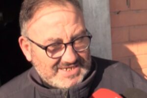 Schianto tra metro a Napoli, i testimoni: “Chi scappava, chi urlava, semaforo non rispettato”