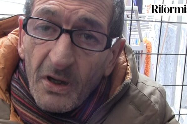 Ex detenuto malato: “A Poggioreale c’è un muro di Berlino”