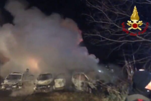 Fallito assalto a portavalori, inferno a Lodi sull’autostrada A1