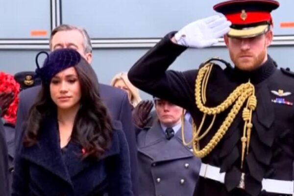 Meghan è tornata in Canada, Harry a Londra per negoziare l’addio