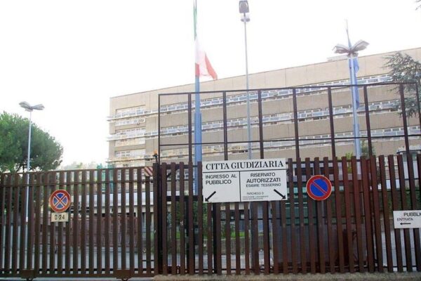 Procura di Roma, il Csm si spacca sul successore di Pignatone: tre nomi in corsa