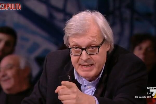Vittorio Sgarbi alla ‘sardina’ Lorenzo Donnoli: “Non sai un ca…”