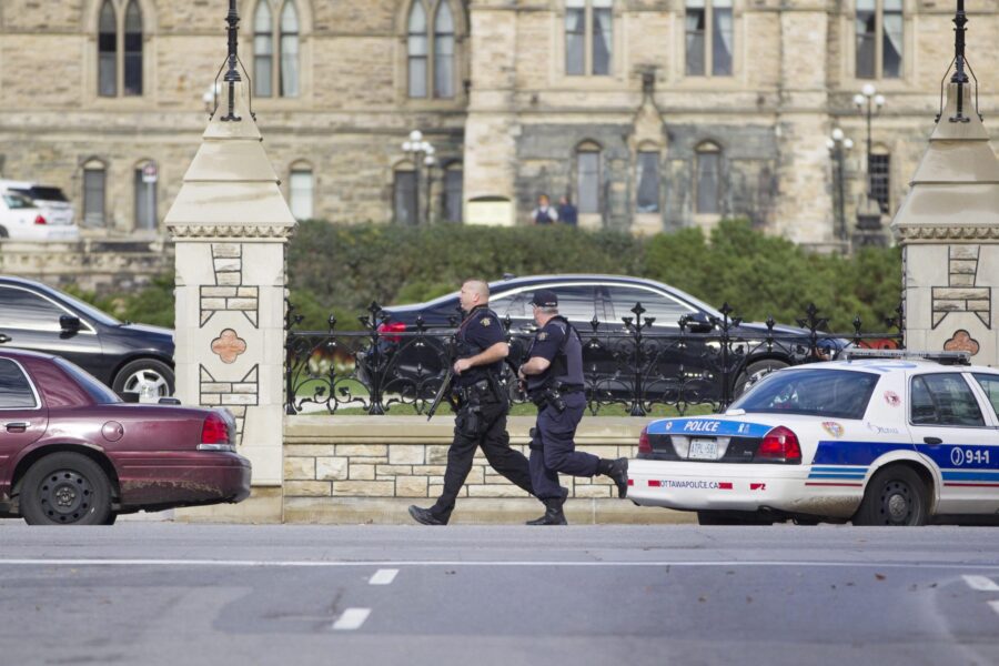 Canada, sparatoria nei pressi del Parlamento a Ottawa: un morto e tre feriti