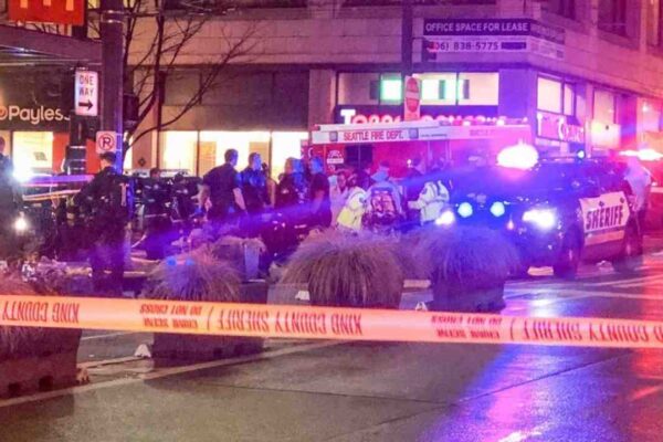 Seattle, sparatoria in pieno centro: un morto e 7 feriti