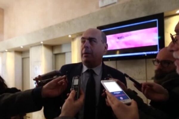 Usa-Iran, Zingaretti: “Escalation va fermata con la forza della diplomazia”