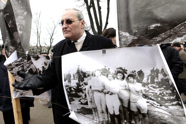 Intervista a Efraim Zuroff: “E’ l’antisionismo la nuova maschera dell’antisemitismo”