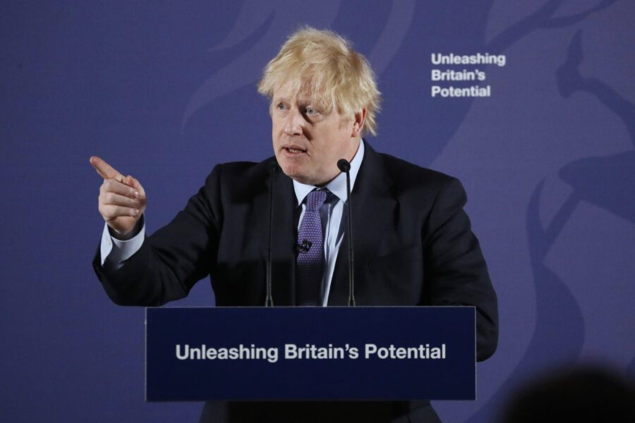 Brexit, Johnson smonta battaglia contro UE. L’Italia guadagna 3 seggi all’Europarlamento