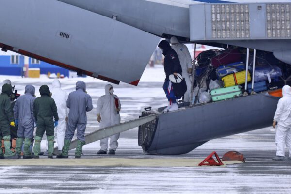 Coronavirus, rientra da Wuhan  il 17enne di grado con altri 8 italiani