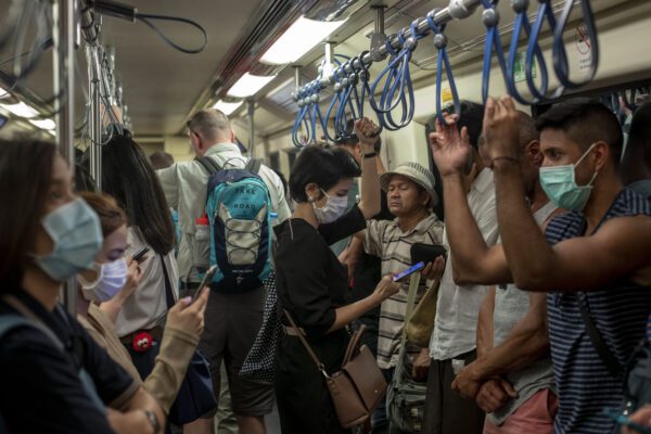 Coronavirus, una giornata a Bangkok tra mascherine e paure