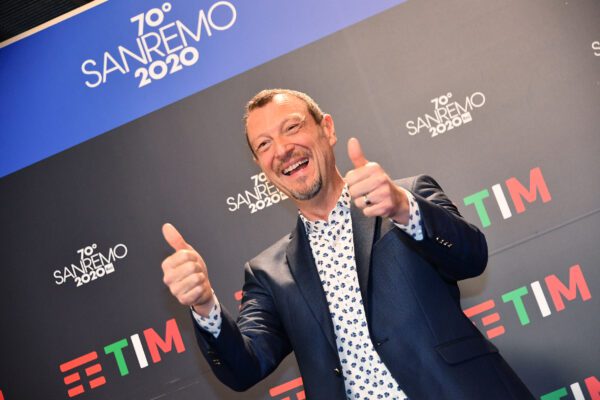 Sanremo dei record, Amadeus si commuove: “Sono l’uomo più felice del mondo”