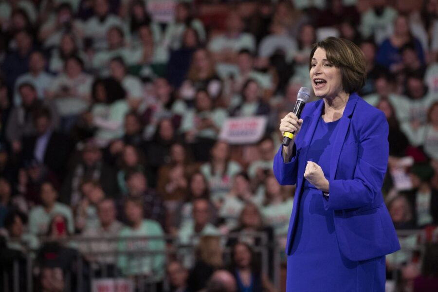 Primarie dem Usa, tra Sanders e Buttigieg ne approfitta Klobuchar