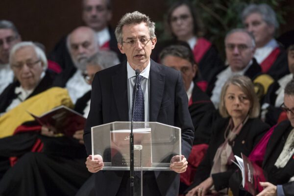 Manfredi candidato mette in mostra le contraddizioni del Pd