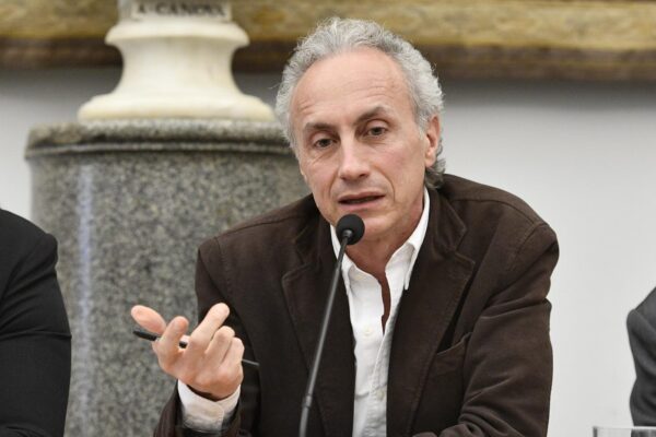 Tutte le balle di Marco Travaglio: tante cazzate in poche righe