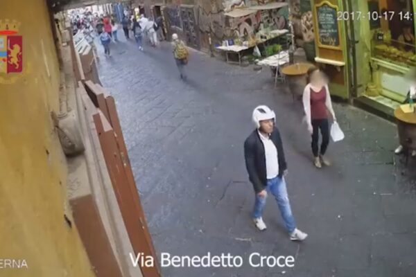 [VIDEO] Scippi e rapine, ecco come agiva banda di malviventi