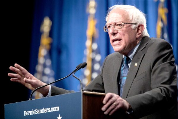 Ritratto di Bernie Sanders, il più populista dei candidati anti Trump