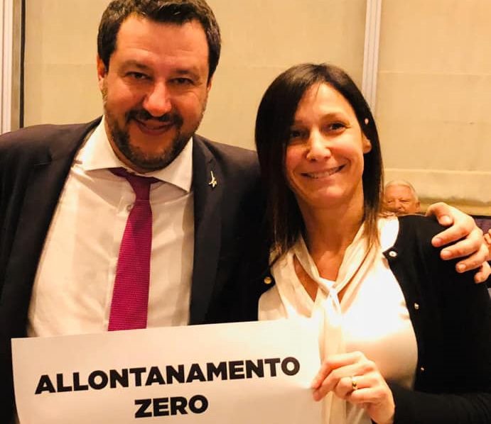 Bufera per le parole dell’assessora leghista: “Legge sugli affidi? Non accetto critiche da chi non ha figli”