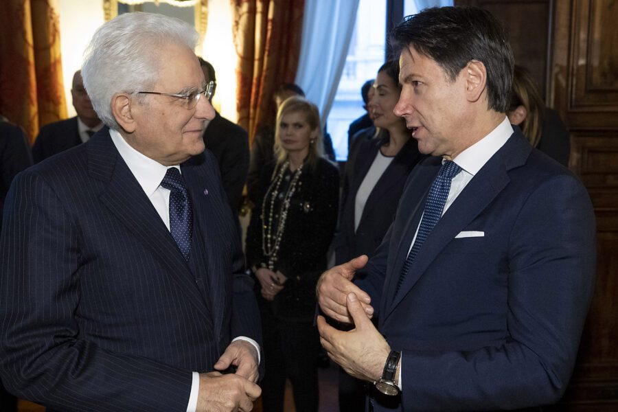 Tensioni nel governo, Conte sale da Mattarella al Quirinale