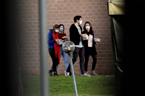 Coronavirus, cresce la paura degli italiani: oltre la metà ‘boicotta’ i ristoranti cinesi