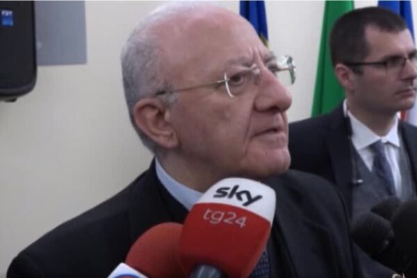 Coronavirus, De Luca: “Napoli-Barcellona si giocherà”