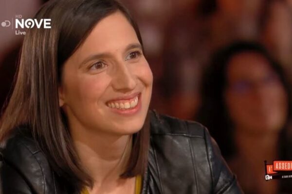 Elly Schlein fidanzata? La domanda di Daria Bignardi a L’Assedio