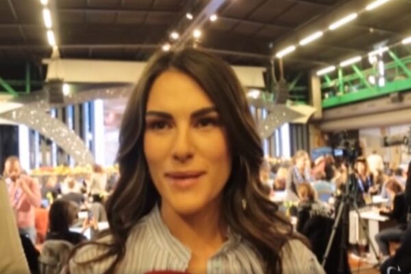 Sanremo, Francesca Novello: “Amadeus non mi ha offeso, ho detto io che sto un passo dietro a Valentino”