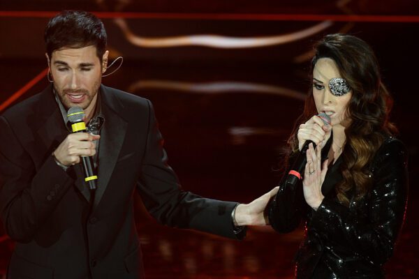 Gessica Notaro e Antonio Maggio a Sanremo con “La faccia e il cuore”, manifesto contro la violenza sulle donne