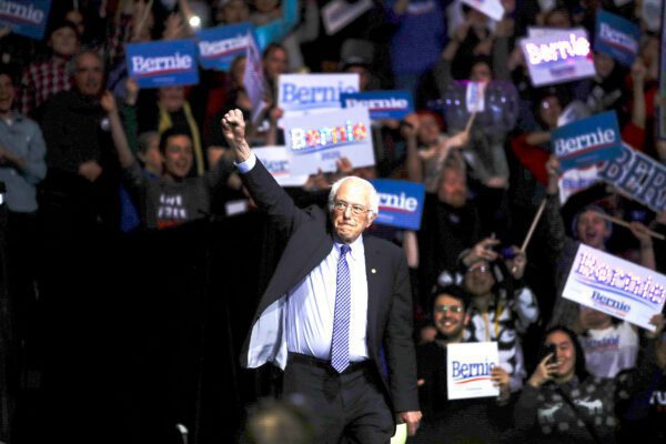 Super Tuesday, Sanders in testa ma Bloomberg sogna il sorpasso