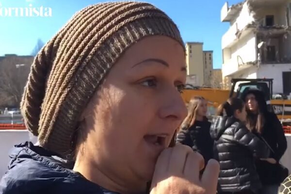 Scampia, abbattimento Vela Verde: “Vivere qui è come stare nel carcere di Poggioreale”