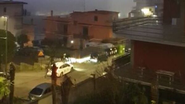 Tassista aggredito a Roma, clienti provano a rubargli l’auto