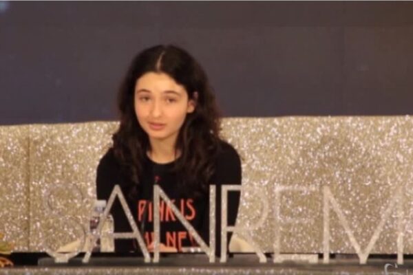 Sanremo, Tecla Insolia la sedicenne che canta le donne e non usa i social