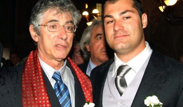 Il figlio di Bossi colpisce ancora: via dal ristorante senza pagare il conto, denunciato