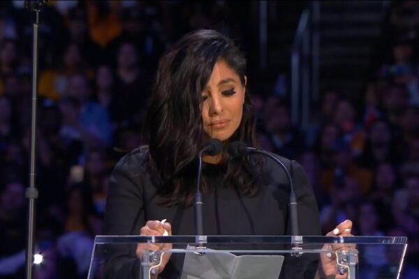 Vanessa Bryant, il commovente discorso integrale in memoria di Kobe e Gianna