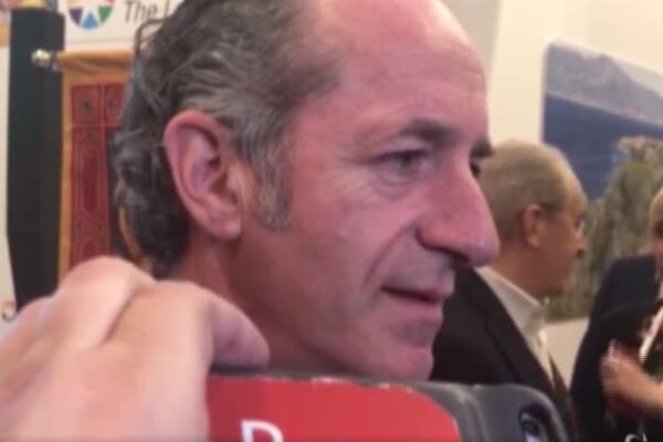 “Mangiano topi vivi”, passo indietro di Zaia: “Cina, ho sbagliato”