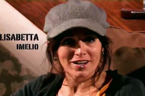 Elisabetta Imelio non ce l’ha fatta, addio alla bassista e voce dei Prozac+