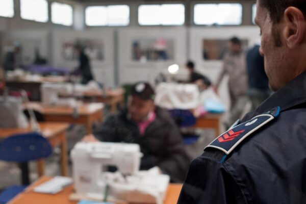 Coronavirus, la solidarietà dei carcerati: pronti a produrre mascherine e a donare sangue