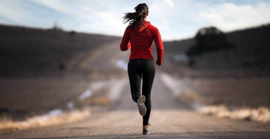 Coronavirus, si potrà fare sport da soli e vicino casa. Stop alla ‘fuga’ verso le seconde case