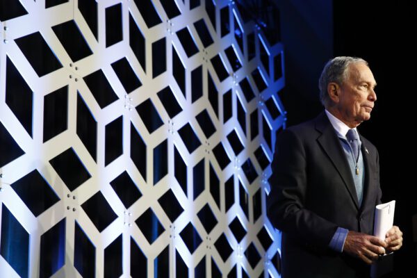 La giravolta di Trump sul coronavirus favorisce Biden che studia da presidente