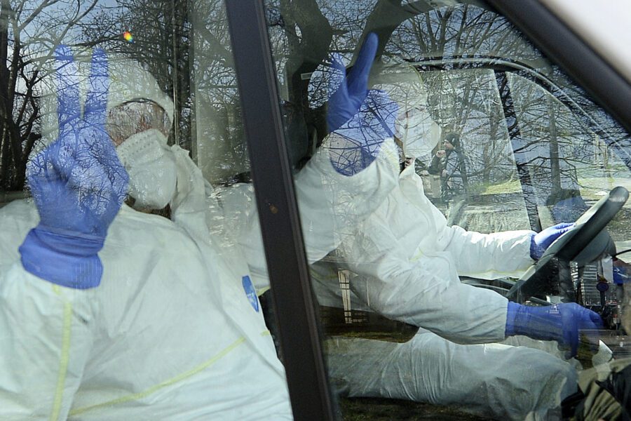 Scienziato italiano dagli Usa: “Ci sono tre speranze contro il coronavirus”