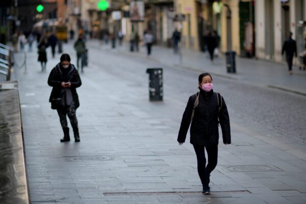 App anti-covid in Campania: monitoraggio, banca dati, tele consulenza App anti-covid in Campania: monitoraggio, banca dati, tele consulenza